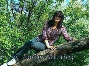 LadyyMonica